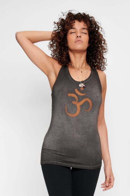 6 OMbelievably Sustainable Yoga Clothing Brands: Inspo & Tips, Sustainable  Fashion Blog