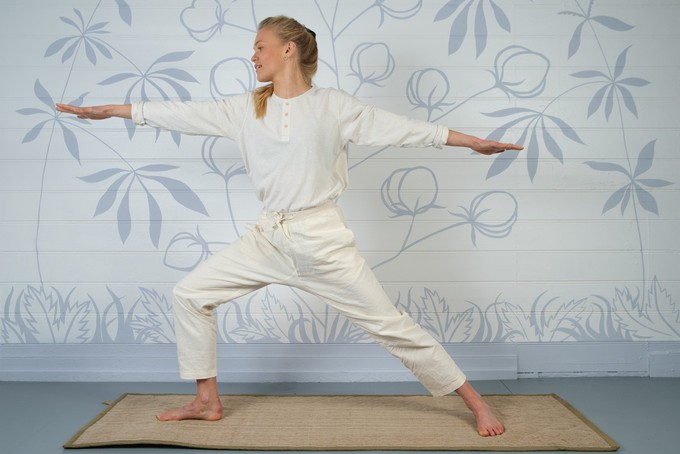 14 UK ethical yoga clothing brands for mind, body & planet