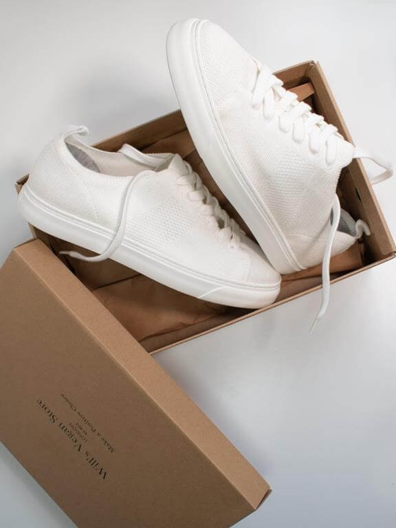 White sneakers for a summer capsule wardrobe