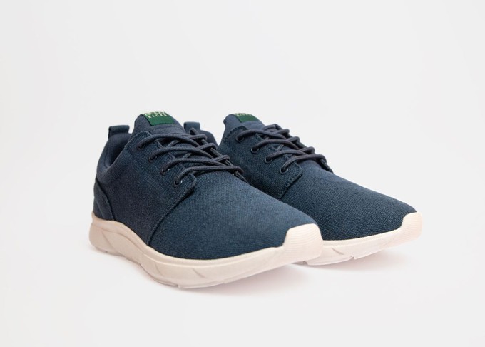 Explorer V2 for Women Navy Blue from 8000kicks