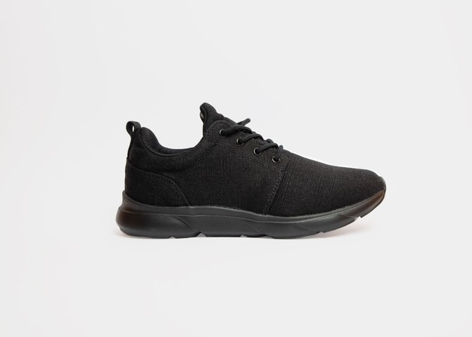 Explorer V2 for Men Full Black from 8000kicks