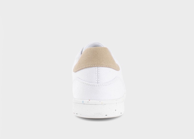 Seeker for Women White from 8000kicks
