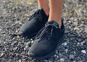 Explorer V2 for Women Full Black from 8000kicks