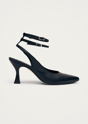 Louise Black Leather Pumps from Alohas