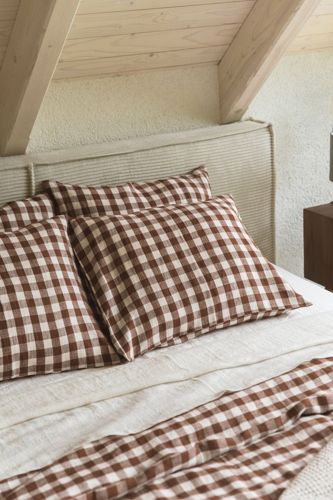 Linen pillowcase in Mocha Gingham from AmourLinen