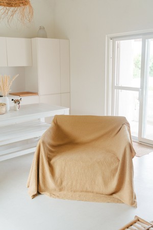 Linen waffle blanket in Mustard from AmourLinen