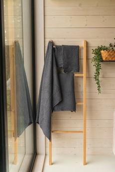 Linen waffle towel set in Charcoal (3 pcs) via AmourLinen