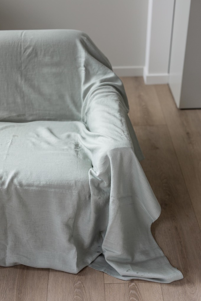 Linen couch cover from AmourLinen