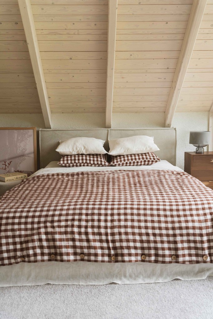 Linen duvet cover in Mocha Gingham from AmourLinen