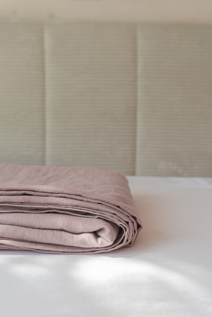 Linen flat sheet in Dusty Rose from AmourLinen