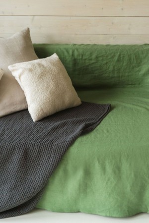 Linen waffle blanket in Charcoal from AmourLinen