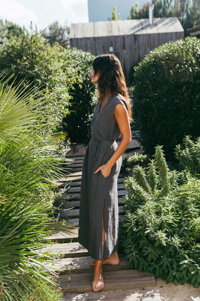 AURORA mid-length linen dress in Charcoal from AmourLinen