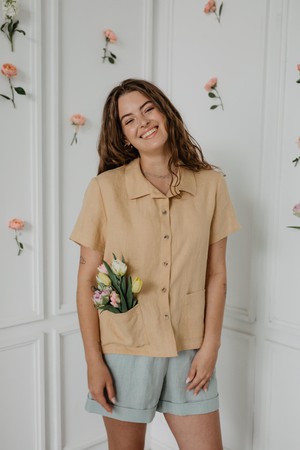 Linen summer shirt SCARLETT in Mustard from AmourLinen