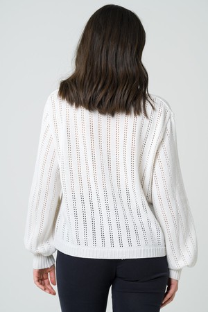 Sweater Lamier off-white from avani apparel