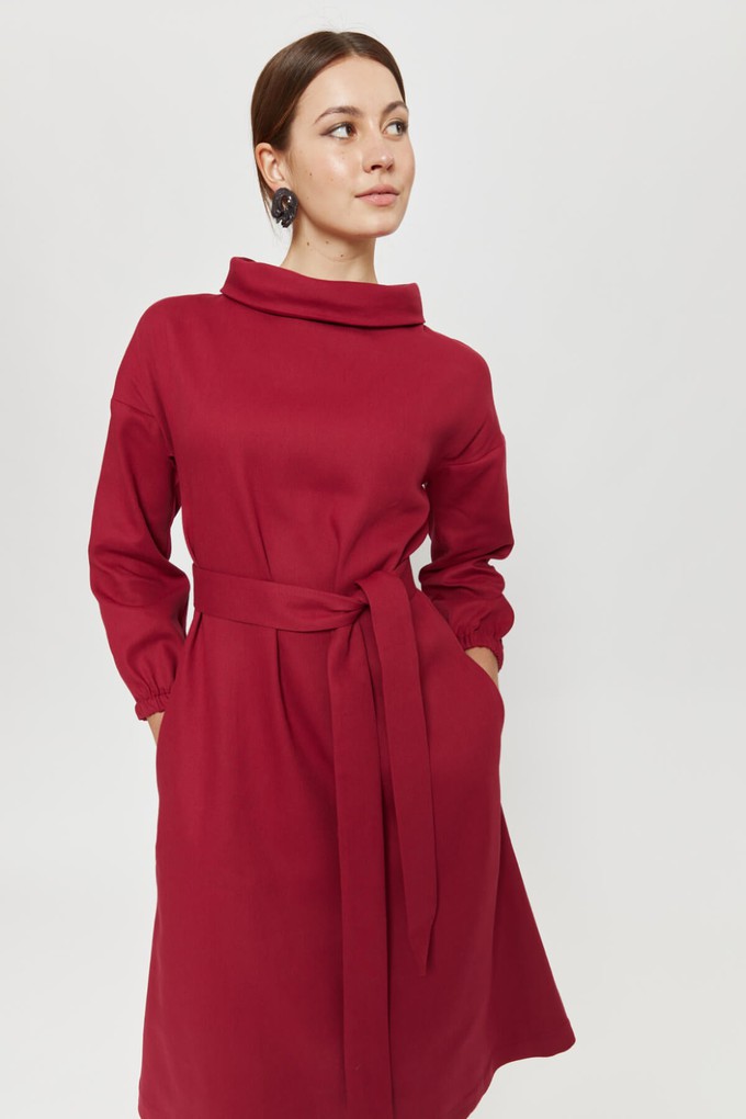 Amalia | Midi Winter Dress with High Rounded Neckline in Red-Bordo from AYANI