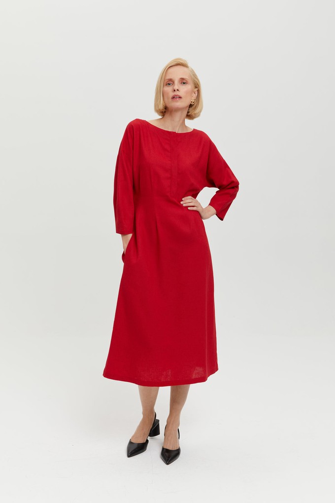 Lusin | Midi Linen Dress with Button-Front in Red from AYANI