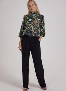 Anthea Ecojilin Trousers via Baukjen