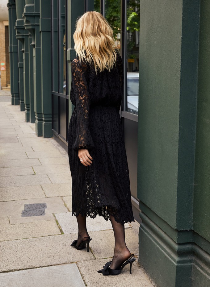 Caro Recycled Lace Midi Dress from Baukjen