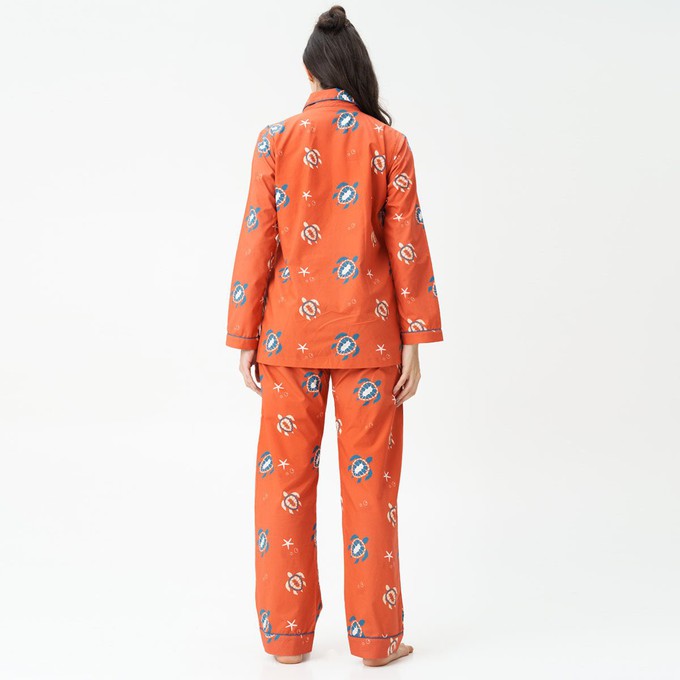 Save the turtles pyjama set from Bhoomi