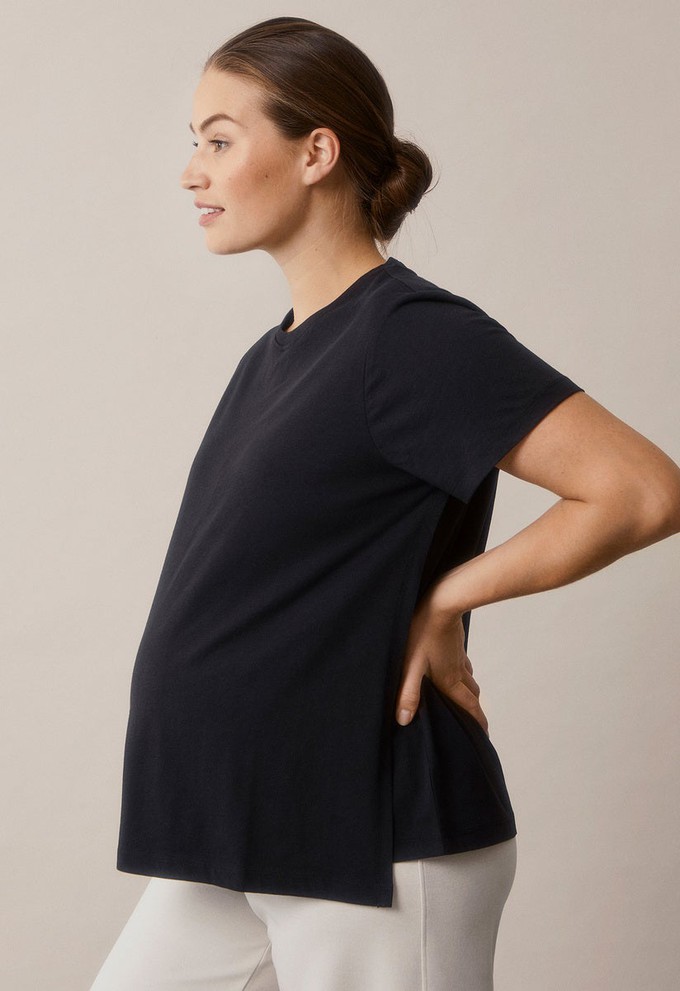 Maternity t-shirt with nursing access - Black from Boob Design