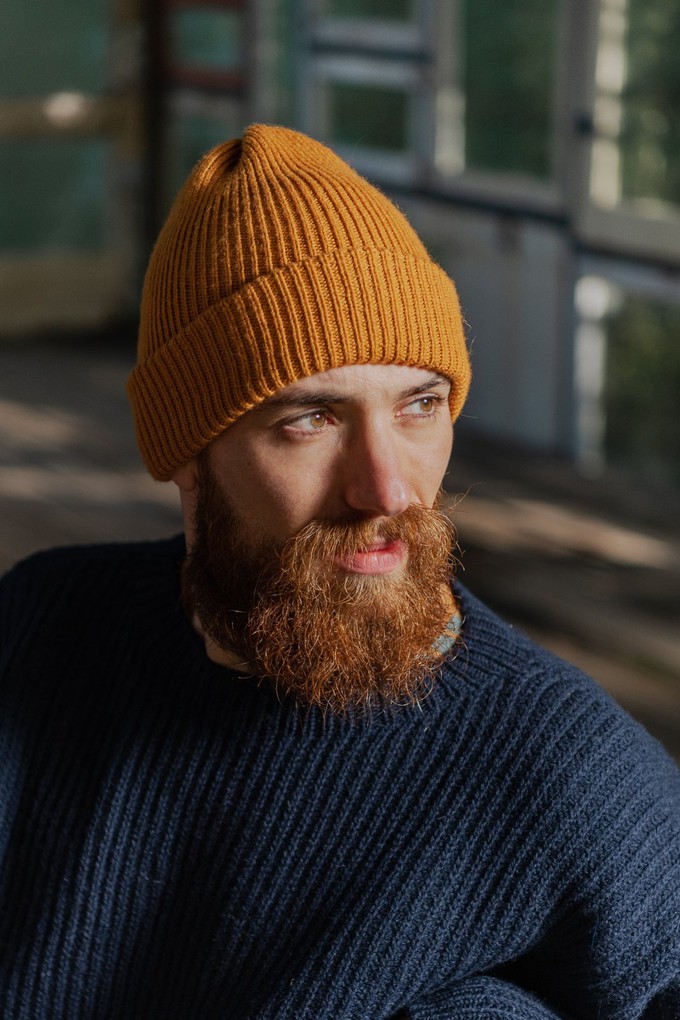 Hat N°1 - DutchMerino (Ochre Yellow) from BROL - Bewust Breigoed