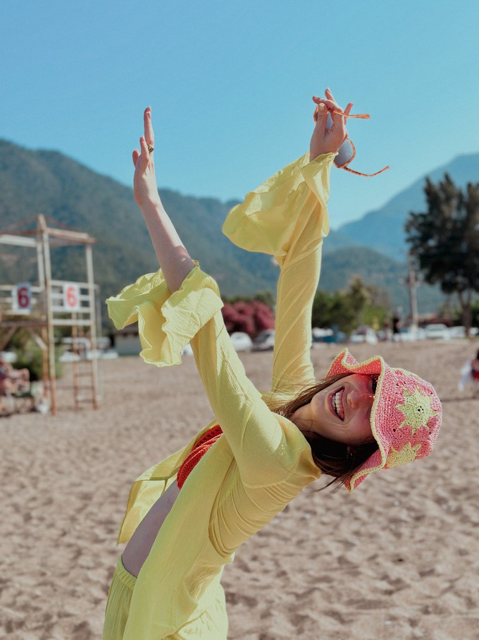 Sunny Days Pink Hat from Chillax