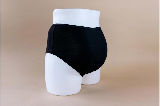 Menstrual pants Basic Plus with organic cotton from Cocoro