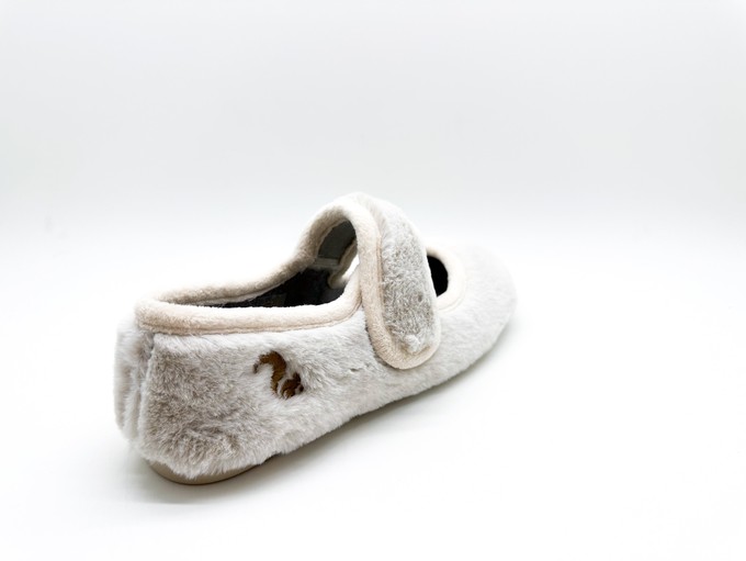 thies 1856 ® Rec Fur Ballerina off white (W/X) from COILEX