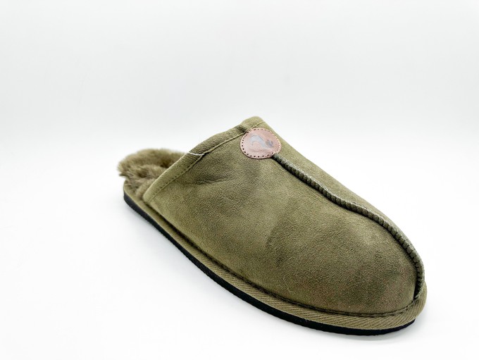 thies 1856 ® Sheepskin Grumpy Dad Slipper olive (M) from COILEX