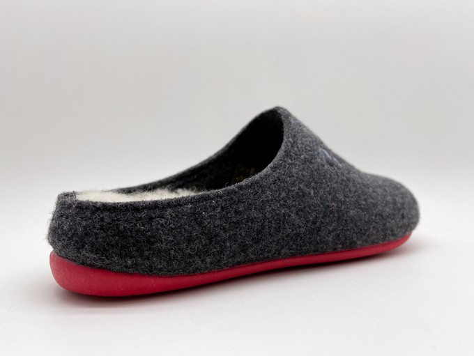 thies 1856 ® Recycled Wool Slippers dark grey red (W) from COILEX