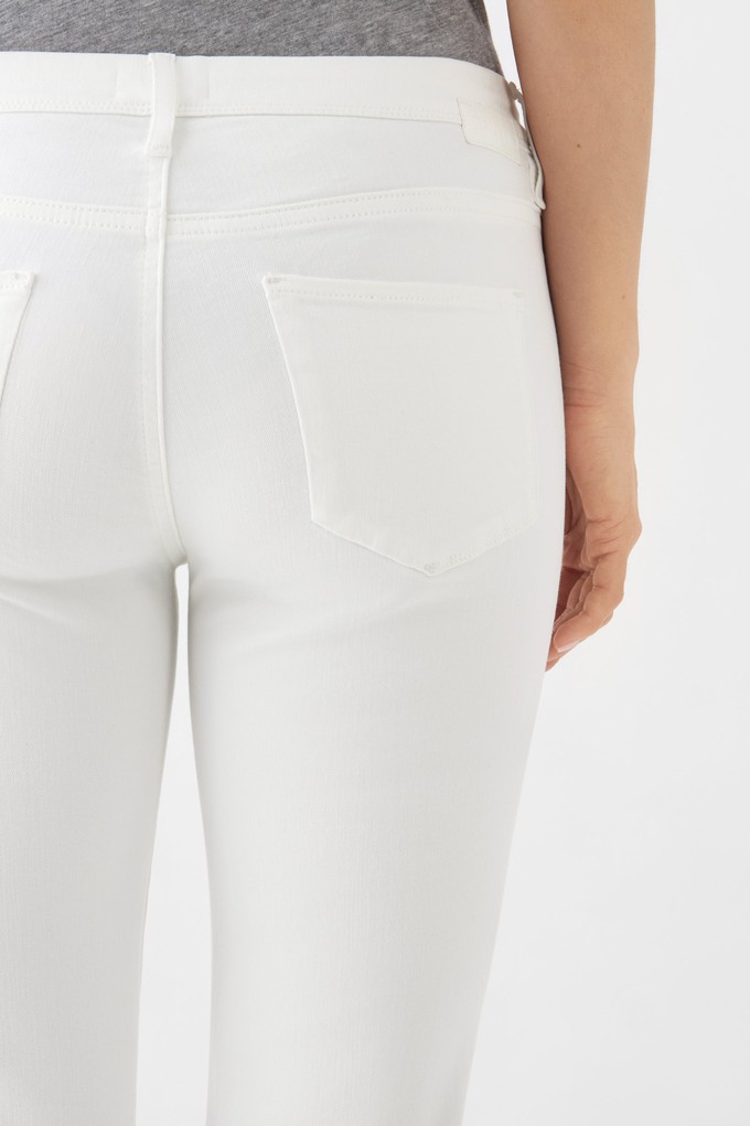 MID SUN Slim Comfortstretch - Design Details - White from DAWN Denim