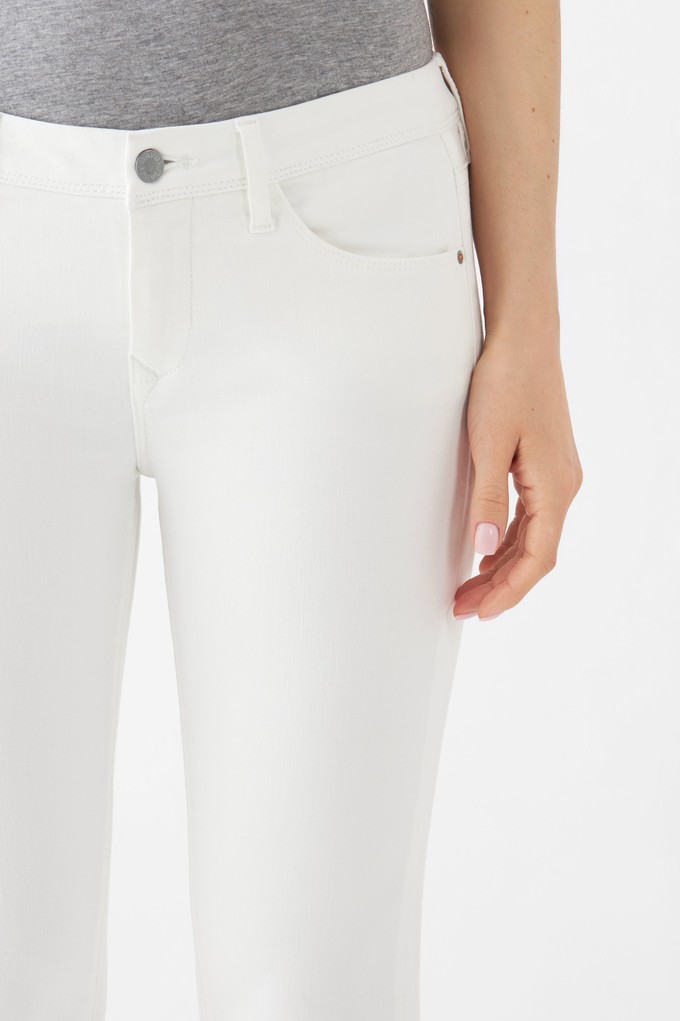 MID SUN Slim Comfortstretch - Design Details - White from DAWN Denim