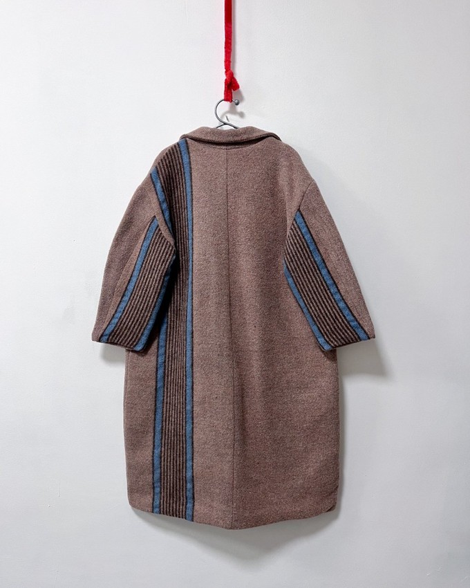 Our "HEARTH ROSE"  Blankets Made BLAZER - COAT - M/L from Fitolojio Workshop