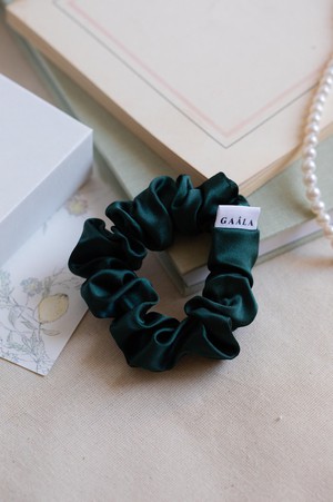 Zoe Silk Scrunchie from GAÂLA