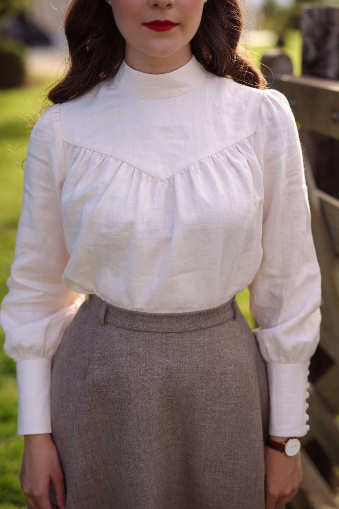 Mary Linen Blouse from GAÂLA