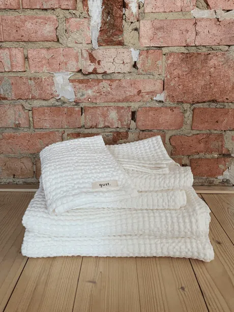 Waffle Linen Bath Towels- Made in USA – Sam Elizabeth Design