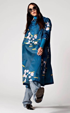 Poncho Japanese Blossom from Het Faire Oosten