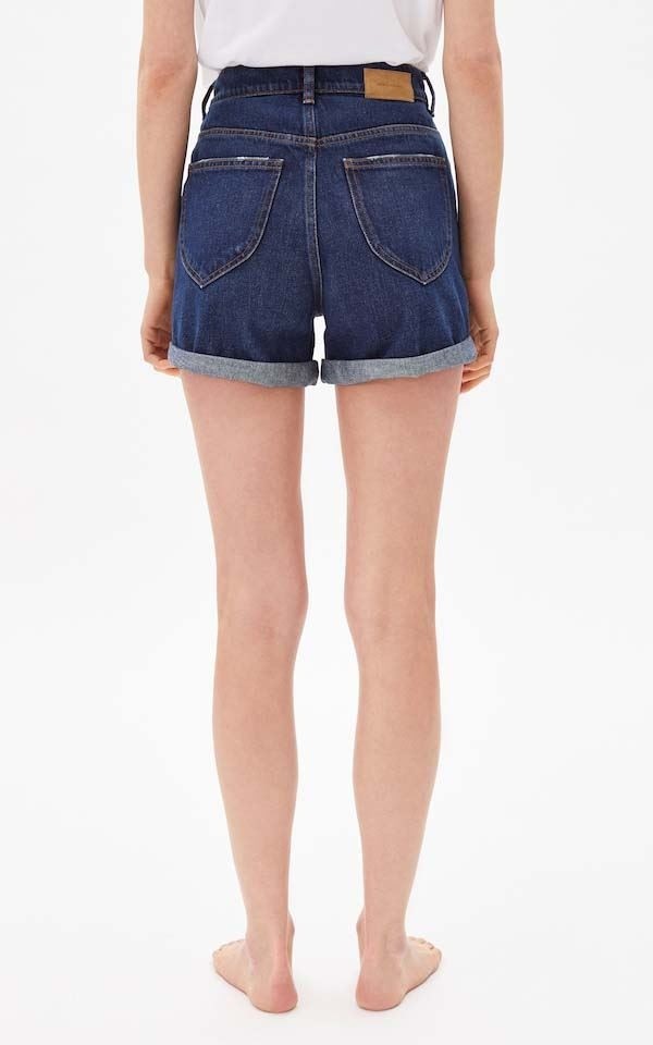 Shorts Silvaa from Het Faire Oosten