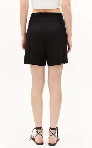 Shorts Aarezu from Het Faire Oosten