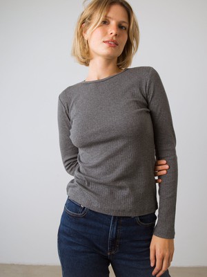 Ribbed longsleeve from Honest Basics