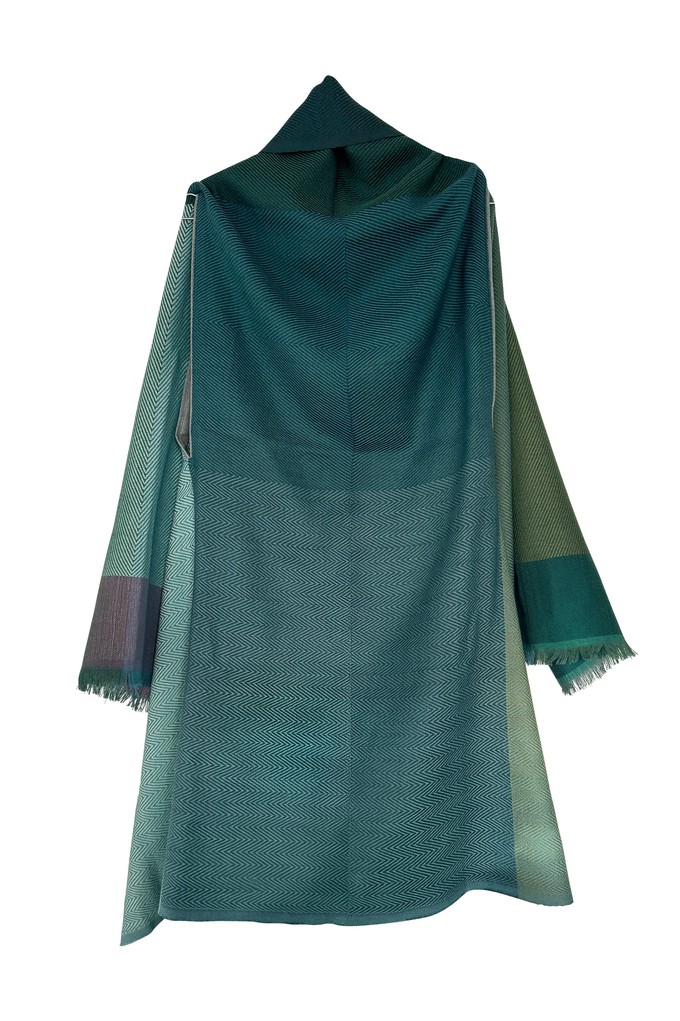 NEW! PETITE Daria Cape Soča from JULAHAS