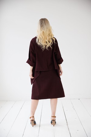 NEW! Short Wool Cape Coat Cocoon Maroon from JULAHAS