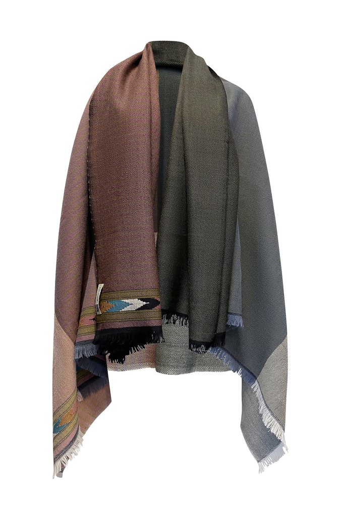 NEW! Light Wool Cape Fusion Dusty Pink from JULAHAS