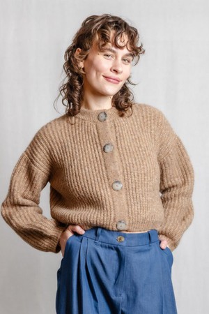 Baby alpaca knitted cardigan Betana Camel from Jyoti - Fair Works