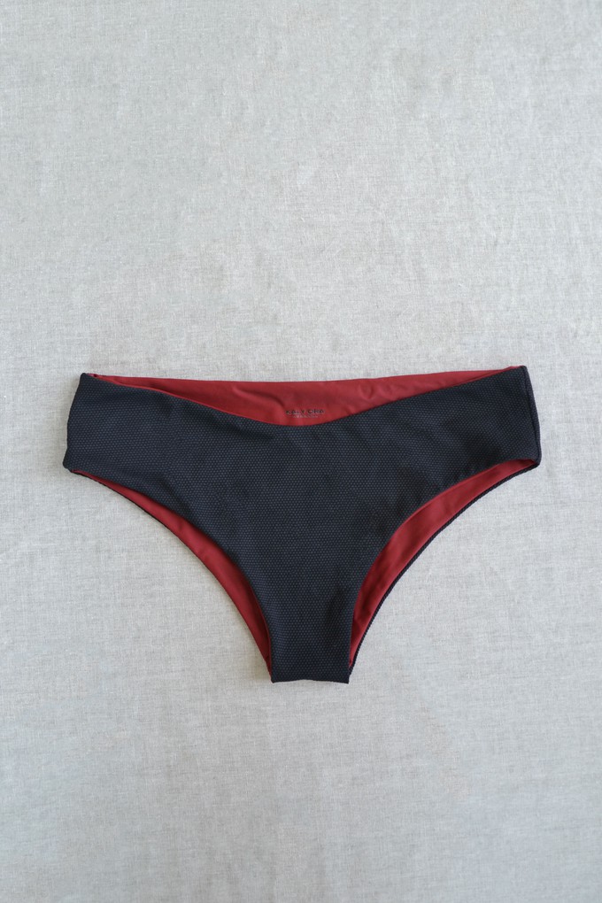 DIA BOTTOM   Nero/Vino Reversible from Kaly Ora