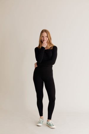 SYLVIE Legging - Black from KOMODO