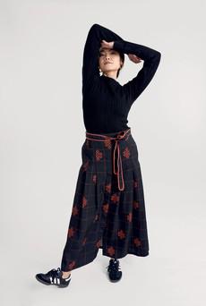 TARA SKIRT ETERNAL - Black via KOMODO