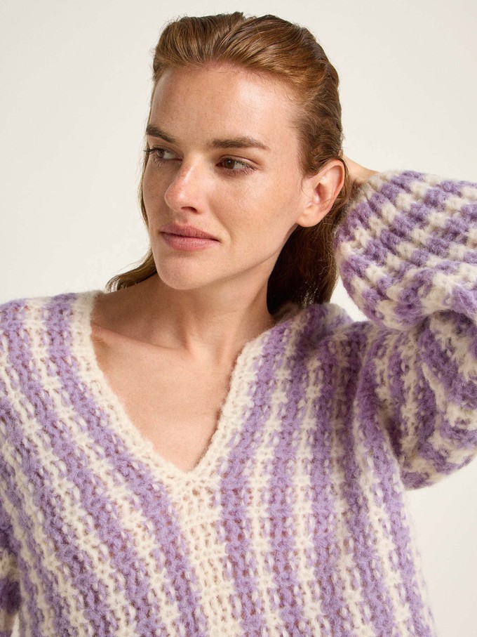 Striped sweater V-neck from LANIUS