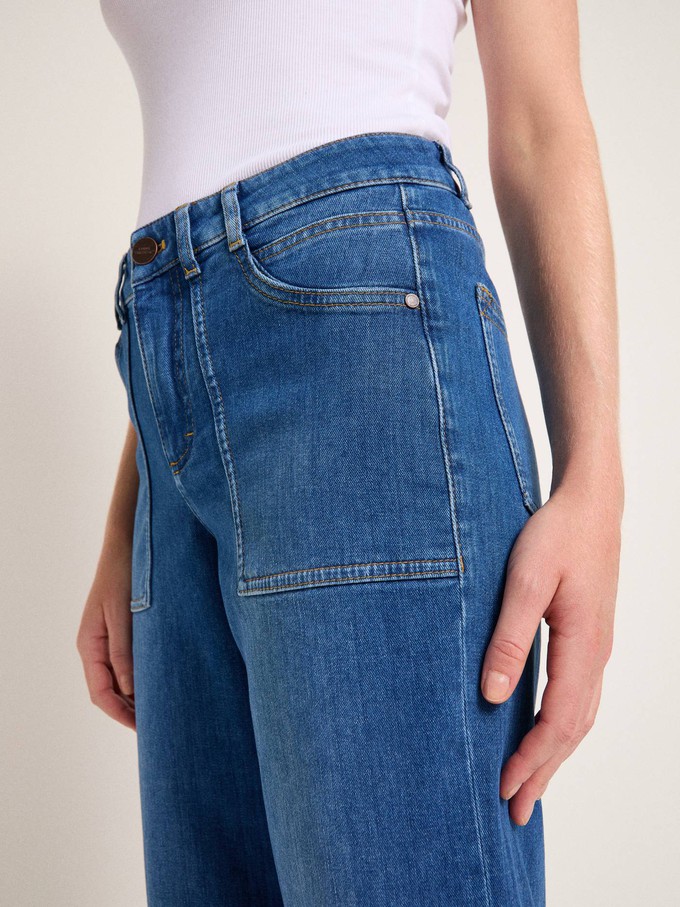 Relaxed jeans with patch pockets (GOTS) from LANIUS