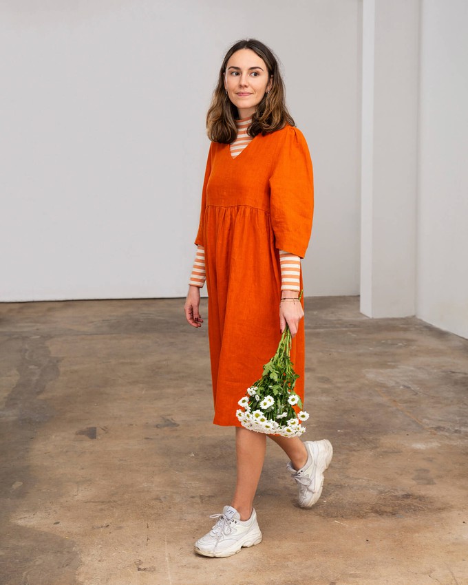 Elegant Midi Dress squash from Matona